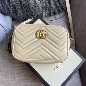 Gucci GG Marmont matelassé mini bag - camera crossbody